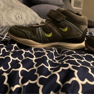 Kids shoes